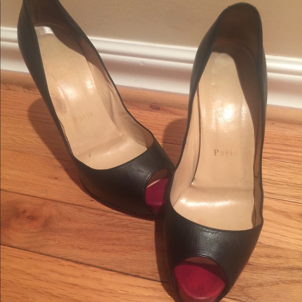 These have regular wear .